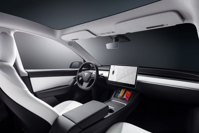 General Motors купи Tesla Model S Plaid за научни цели