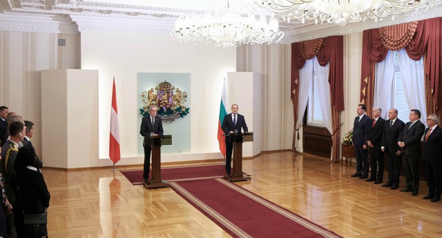 Румен Радев: България е в авангарда на европейската политика с Русия