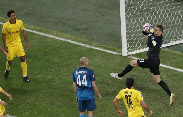 Борусия Дортмунд продължава в Шампионската лига след обрат срещу Зенит (ВИДЕО)