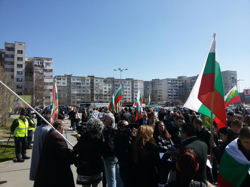 Жители на "Люлин" настръхнаха срещу мюсюлмански молитвен дом