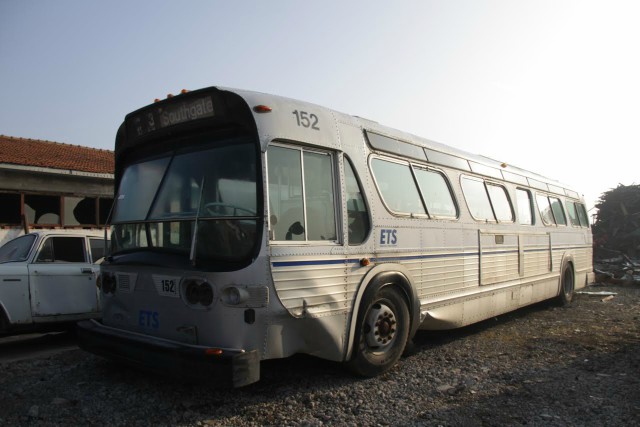 Младежи спасяват софийските тролеи-антики