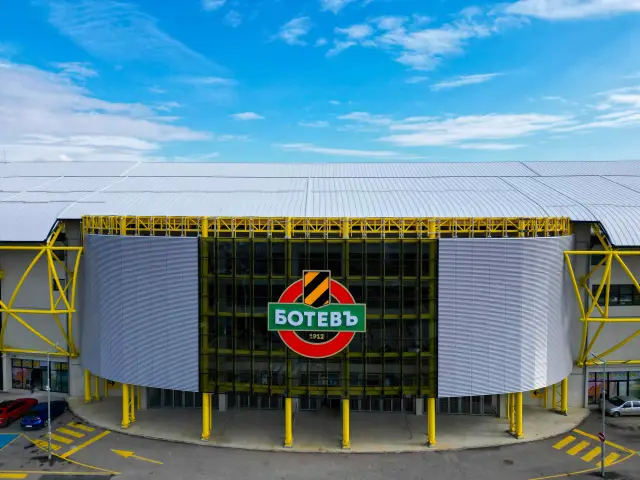 От избора на фасада зависи сигурността на спортното съоръжение