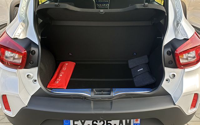Вече тествахме най-евтината електрическа кола в Европа и у нас - Dacia Spring