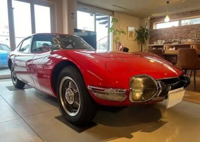 Продават се три екземпляра от най-скъпата Toyota