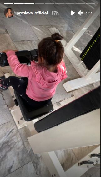  Преслава заведе щерка си на фитнес (СНИМКИ) 