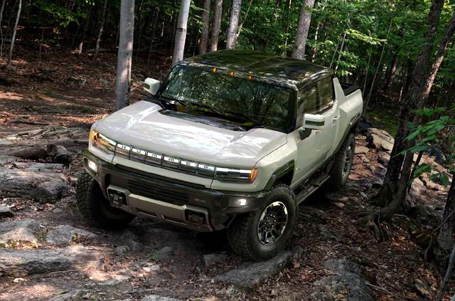  Hummer се завърна с над 1000 коня и цена 3 хиляди (ВИДЕО) 