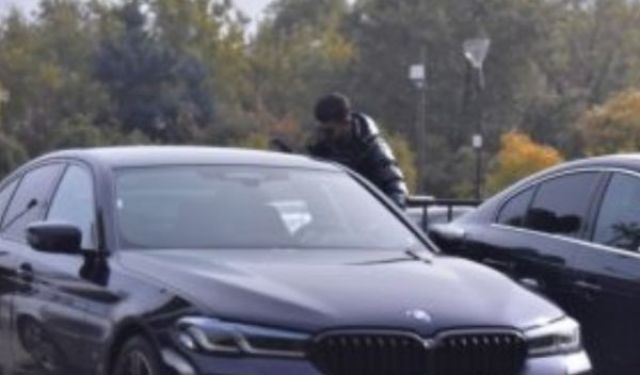  След дамата Сашко Кадиев смени и колата (СНИМКА) 