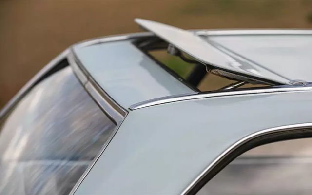 Уникалният Mercedes "Pagoda" на Стърлинг Мос е обявена за продажба