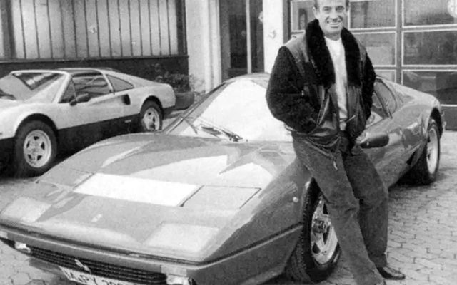 Продава се колата на Жан-Пол Белмондо