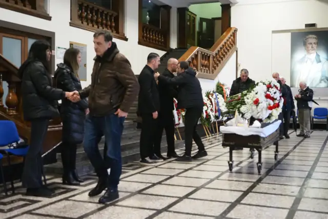 Българският футбол се сбогува с Георги Велинов: Последно сбогом на легендата на ЦСКА