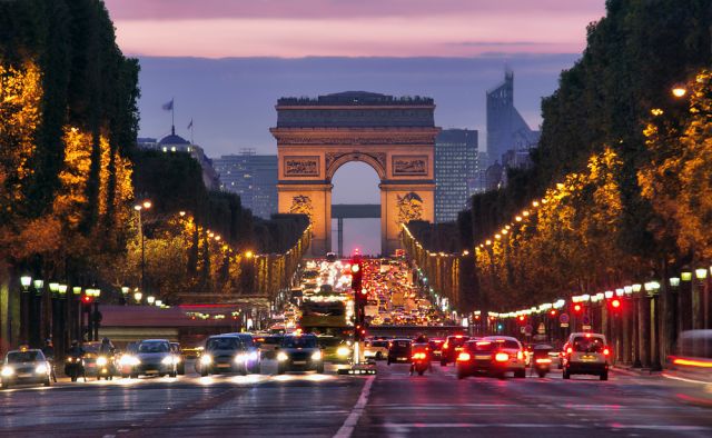 Французите си искат дизелови коли, макар на много места те вече да са забранени