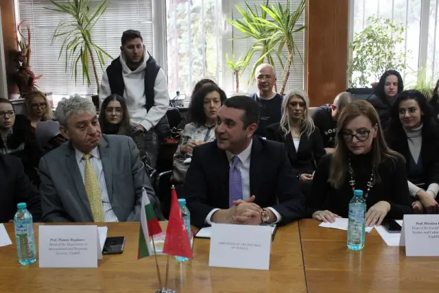 Изкуственият интелект влиза в дипломацията