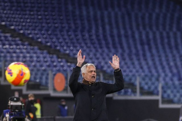 Рома взе трите точки против Каляри, желан дебют за португалец 