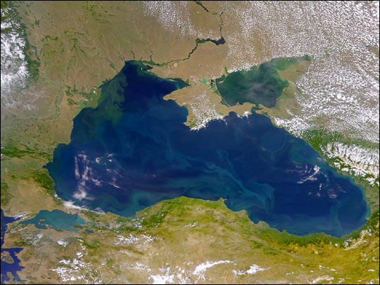 Тюркоазени вихри в Черно море (СНИМКА)