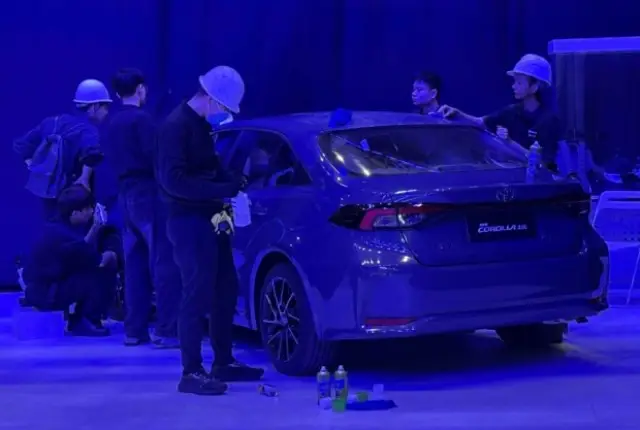 Първи снимки на изцяло новата Toyota Corolla