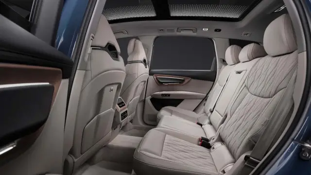 Подробно за новото Audi Q7 - дизелов двигател, седем места и още повече лукс