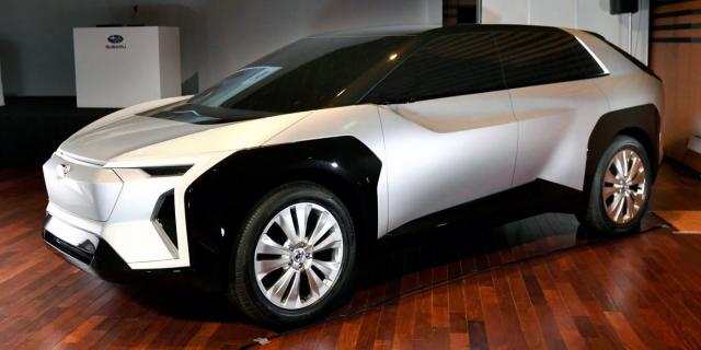 Новото Subaru ще е автономно, 4х4 и ще се казва Evoltis