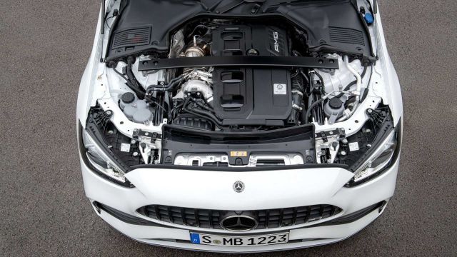 Mercedes разкри мощността на новия C63 AMG с 2.0-литров двигател