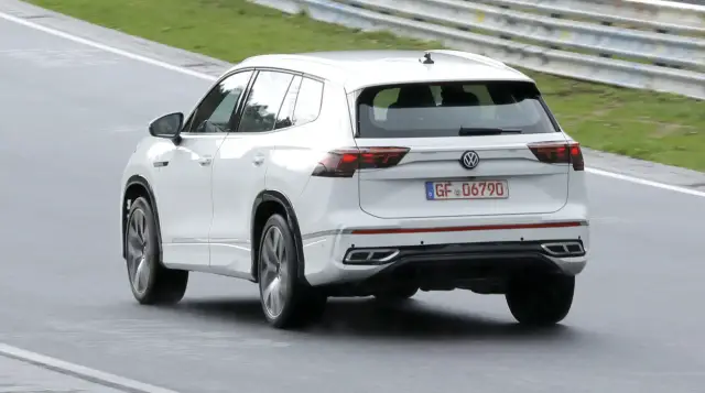 Снимаха най-новия „джип“ на Volkswagen 