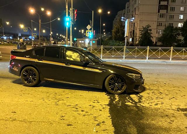  Ferrari отнесе дрифтиращо BMW (ВИДЕО) 