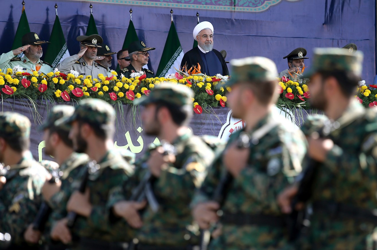 „Чужд режим” е атакувал военния парад в Иран