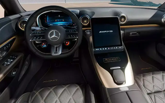 Mercedes-AMG представи лимитирана "златна" версия на SL 63