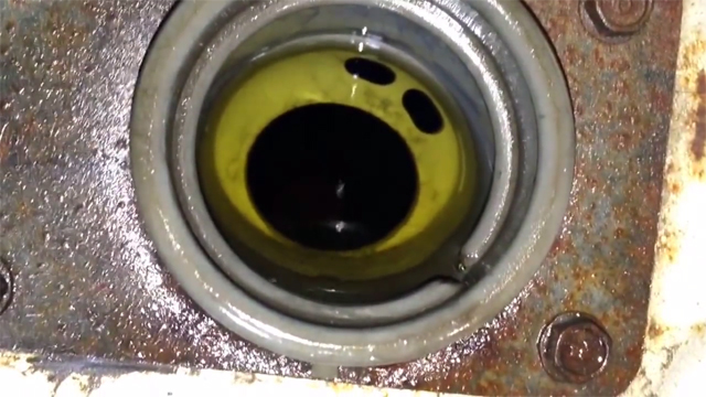 Дрямка зад волана, бензинова жажда и баварски изненади на ток