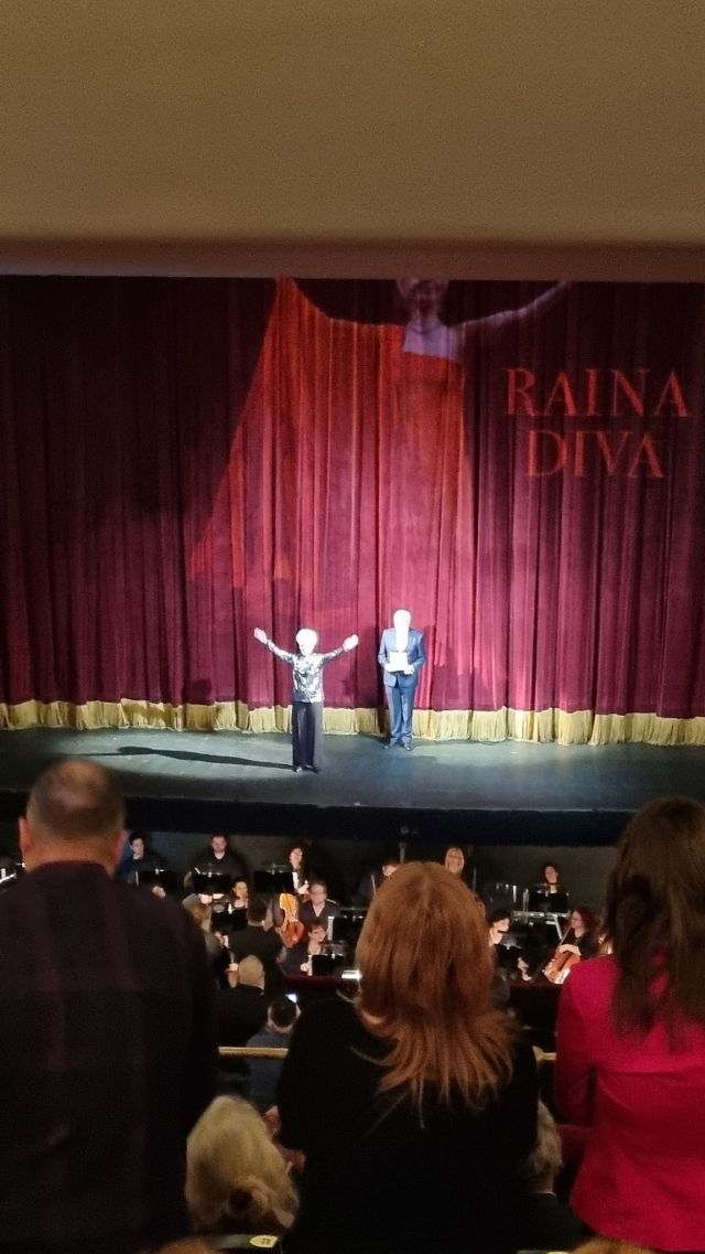 Райна Кабаиванска блесна на рождения си ден на сцената на Софийската опера - 7