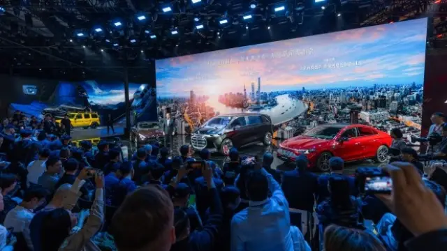 Какво ново показва Mercedes в Шанхай?