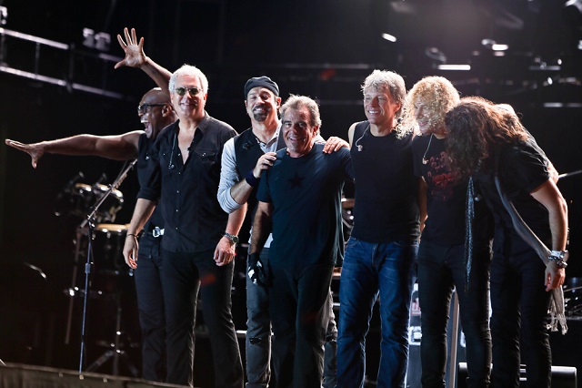 Турне и още изненади от Bon Jovi (ВИДЕО)