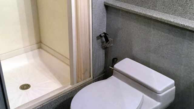  Автобусът на Принс отива на търг 