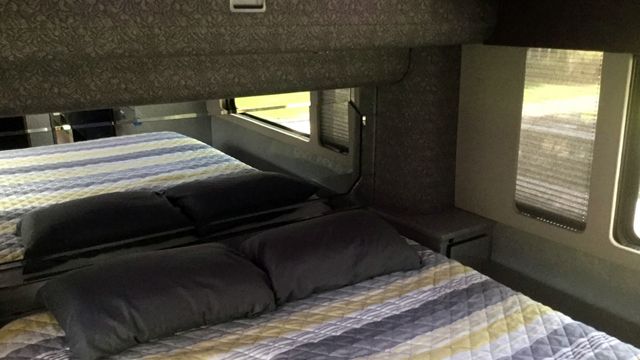  Автобусът на Принс отива на търг 