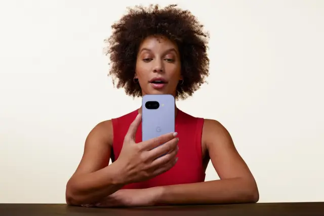 Google показа евтиния Pixel 9a