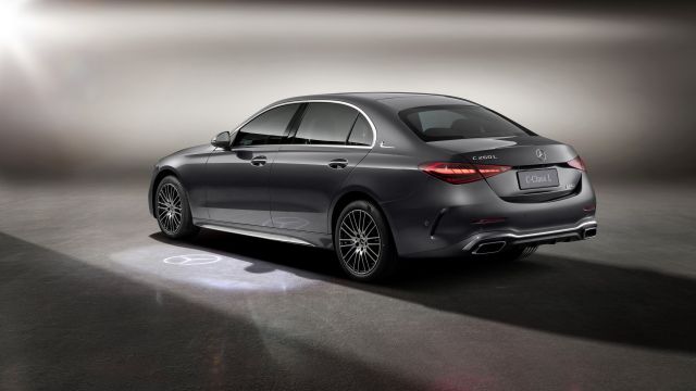  По-дълга C-Klasse дебютира в Китай 