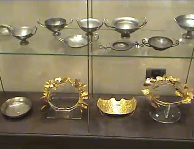 Нов удар за Васил Божков. Иззеха още от имането му (ВИДЕО) | ФАКТИ.БГ Нов удар за Васил Божков. Иззеха още от имането му (ВИДЕО)