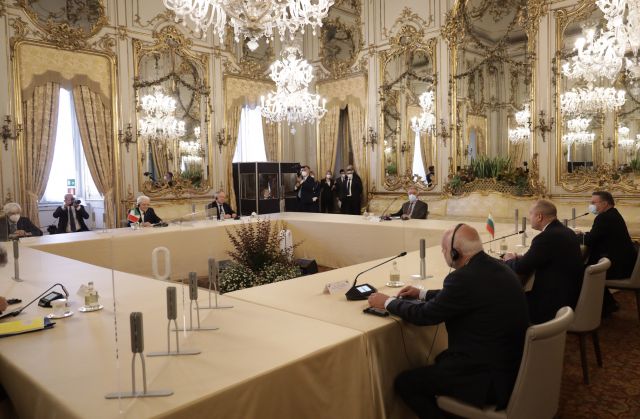 Румен Радев се срещна с италианския президент в двореца „Куиринале“ в Рим
