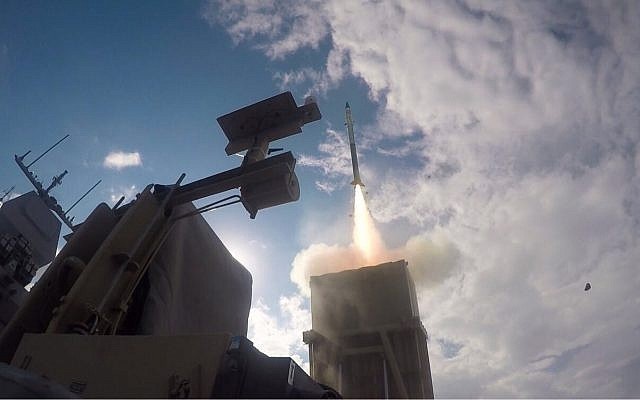 Израел въоръжава флота с новите супер ракети (ВИДЕО)