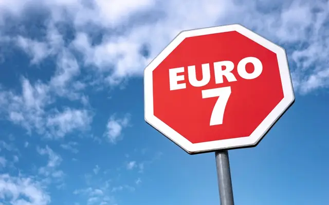 Ще нарастнат ли колите в България? След броени дни и у нас влиза в действие екостандарта Euro 7