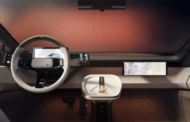 Краят на скуката. Новата Toyota Corolla сменя имиджа си (ВИДЕО)