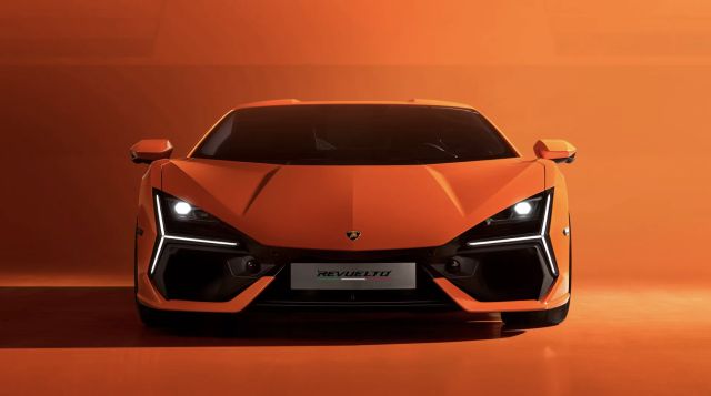 Lamborghini Revuelto е разпродадено до 2025-та