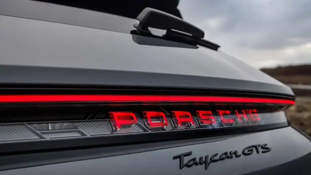 Това е най-хубавата “електричка ” съгласно началник на Porsche