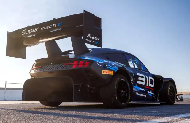 Ford направи Mustang с над 2200 конски сили