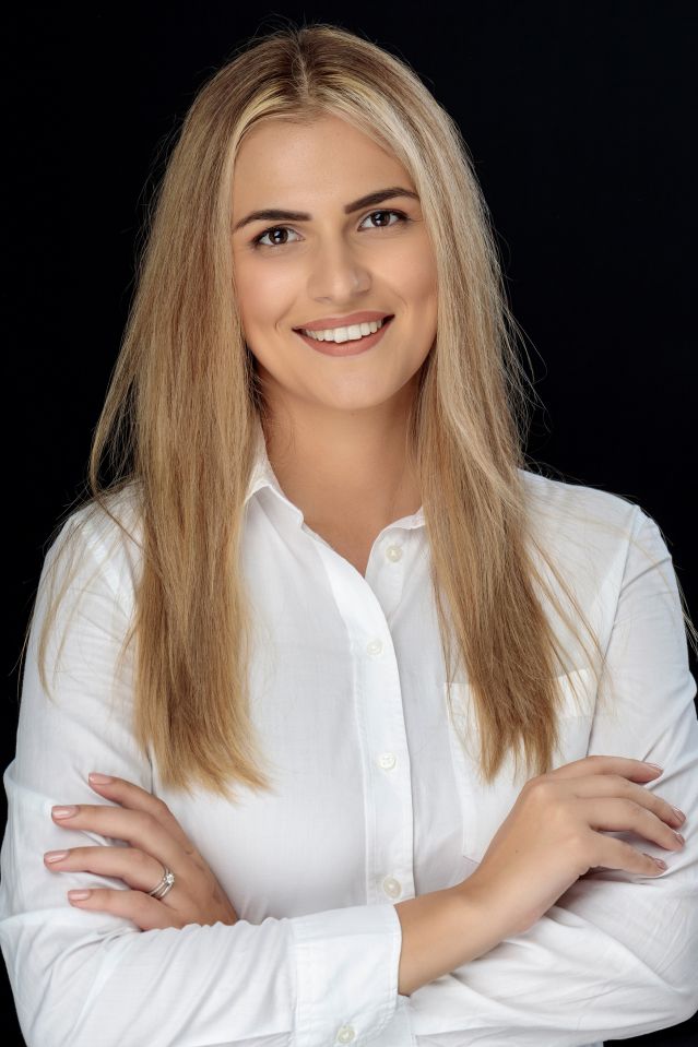 `Евелин `Евелин