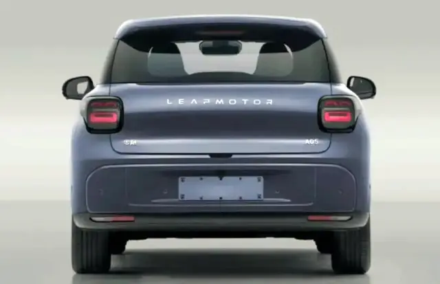 Китайският отговор на Golf: Leapmotor A05 се прицелва в сърцето на европейския компактен клас