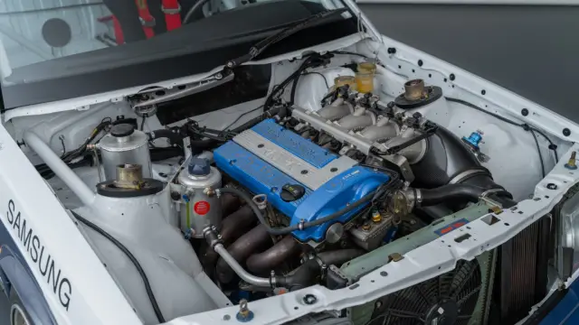 В Германия се продава уникална 40-годишна 190-ка