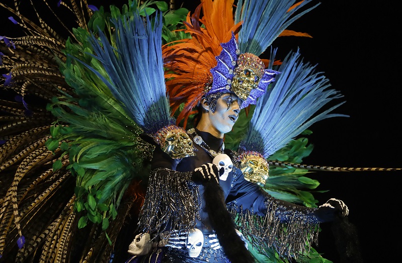 Шумни тържества и бляскаво шоу: Откриха карнавала в Рио (СНИМКИ)