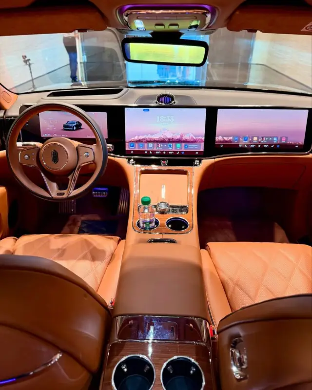 S-класата на Mercedes вече има проблем. И той се казва Huawei Maextro S800 | интерФакти.БГ S-класата на Mercedes вече има проблем. И той се казва Huawei Maextro S800