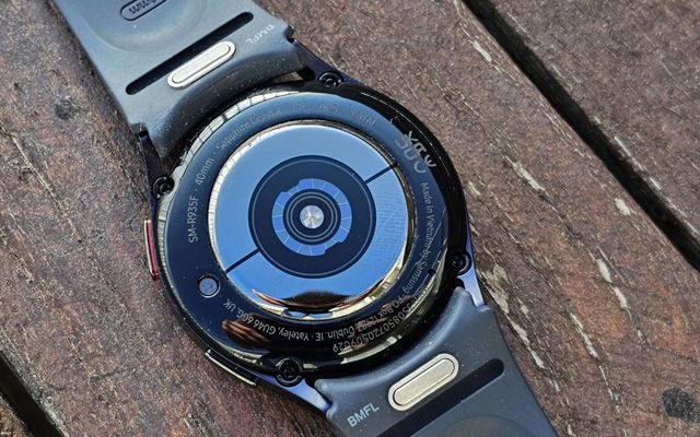 Какво ново в новия смарт часовник на Samsung