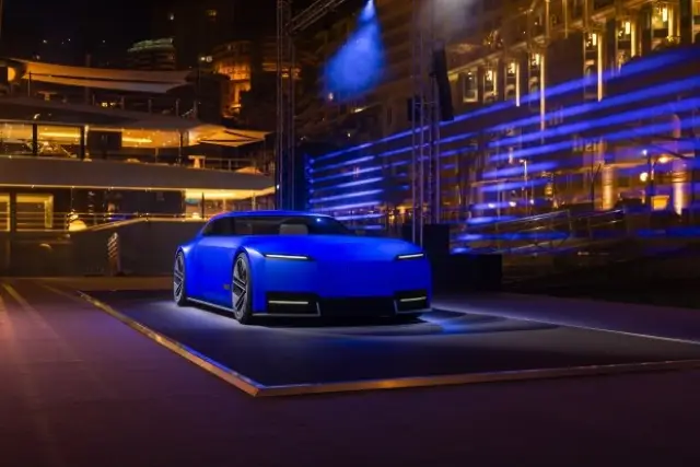 Jaguar сподели на баровците в Монако ултрамодерния Type 00