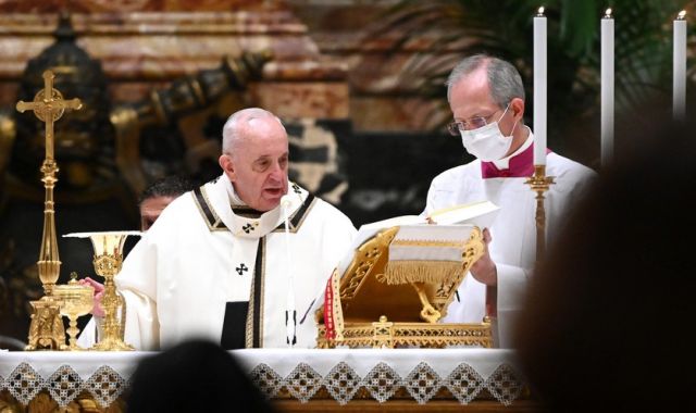  Папа Франциск: Бог е постоянно с нас (СНИМКИ) 